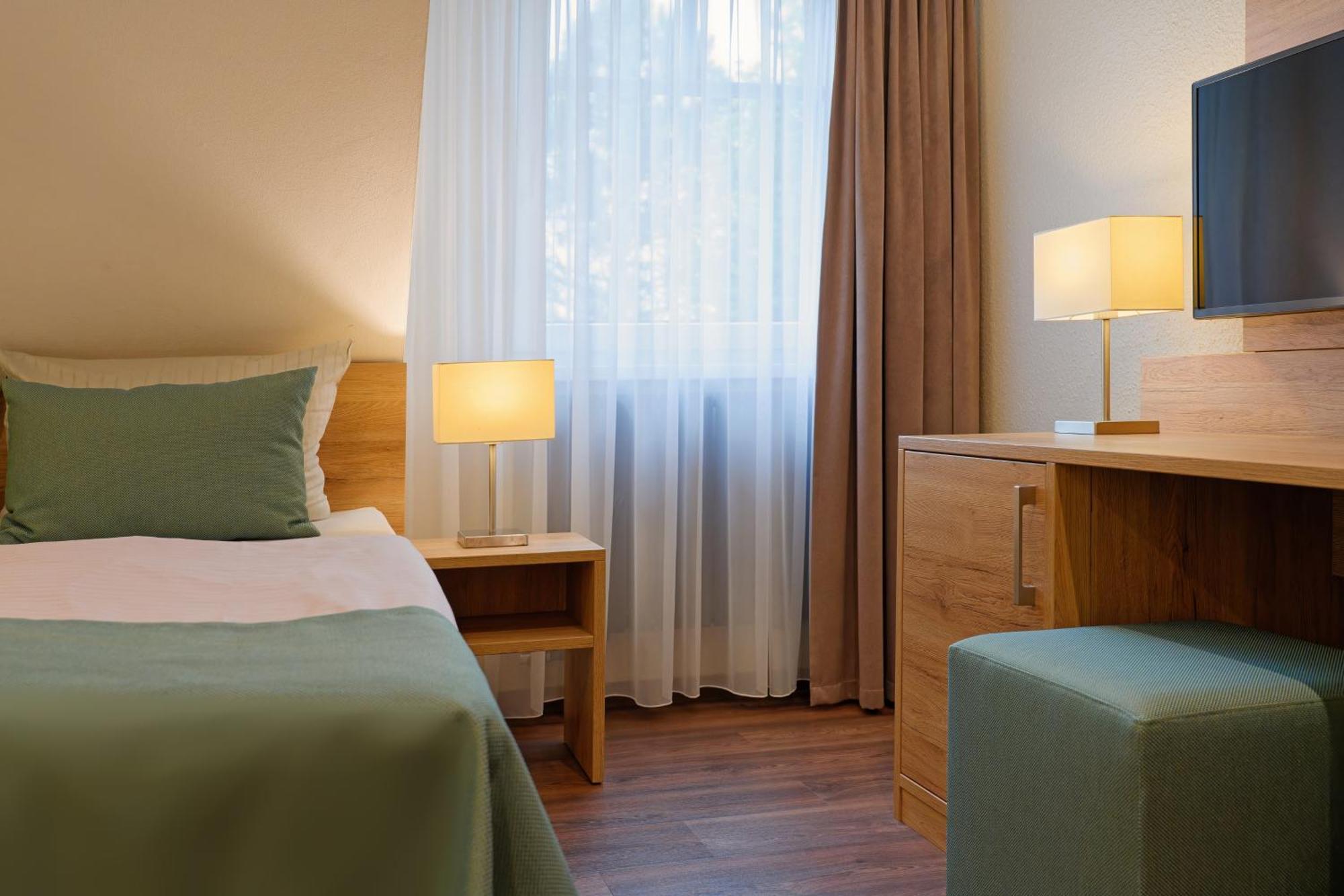 Hotel Schluister Park Каролинензиль Экстерьер фото