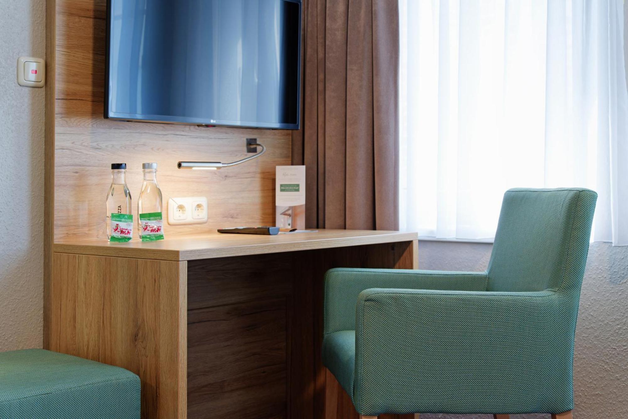 Hotel Schluister Park Каролинензиль Экстерьер фото